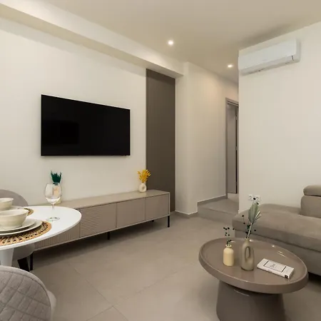 Apartmán Ly Emerald Center