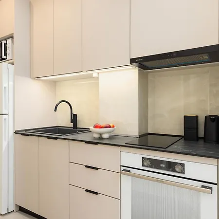 Apartmán Ly Emerald Center